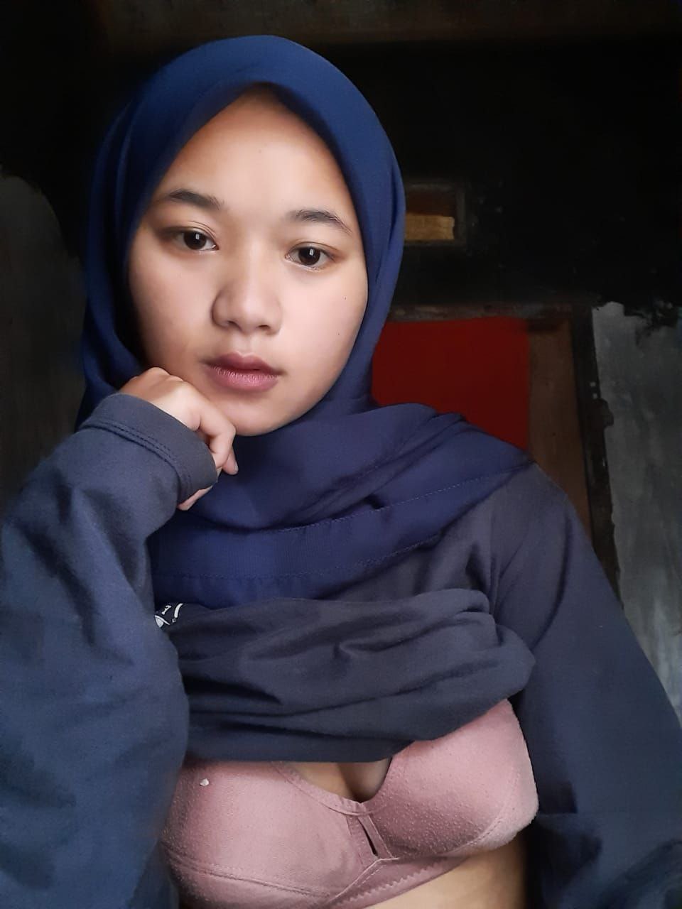 Viral ABG Indo Mahasiswi Jilbab Wiwik Pulang Kondangan Demi Tumpangan Mobil Top Global New Trending 2025