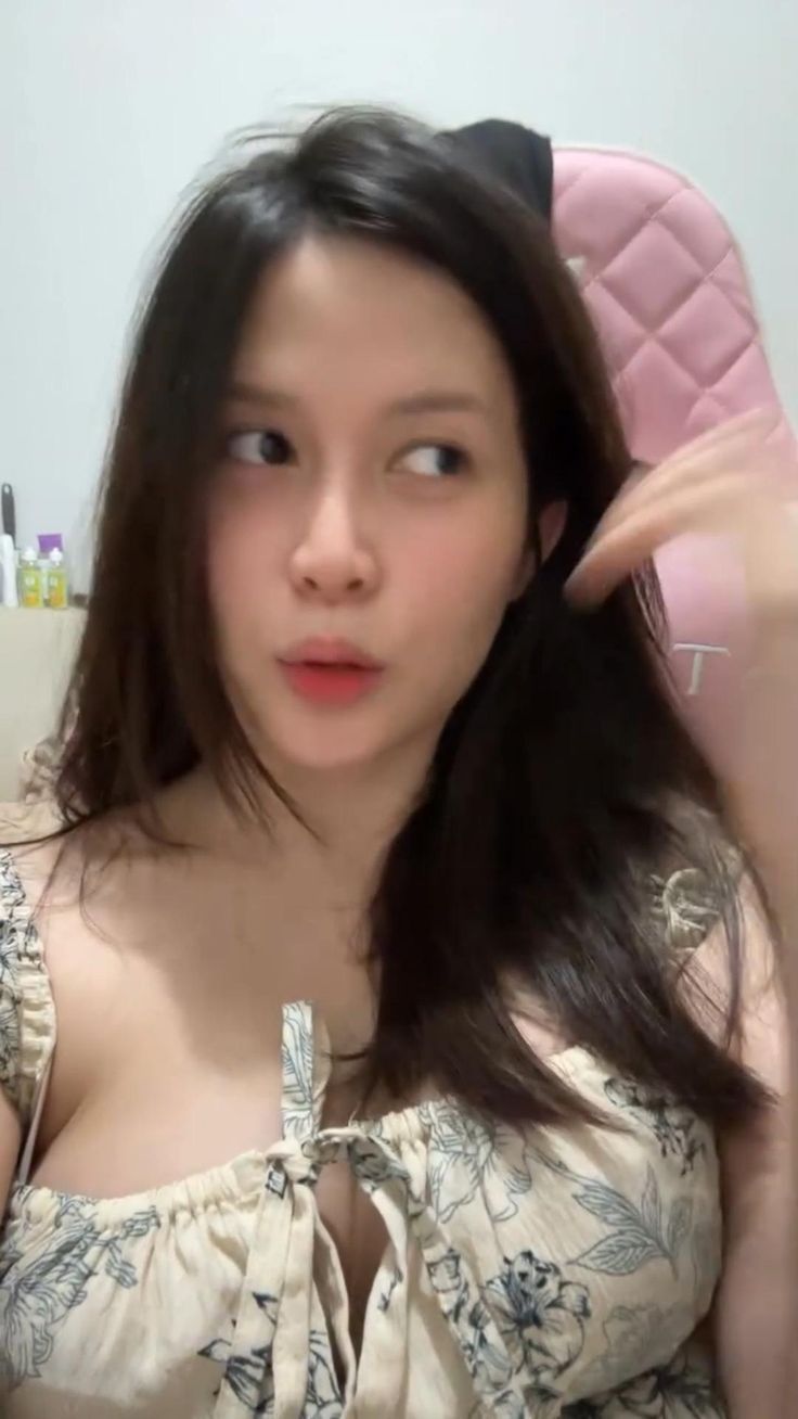 Viral Indo Terbaru Teman Suami Lebih Enak Desahan Istri Gak Bisa Bohong!” Wiwik Global 2026